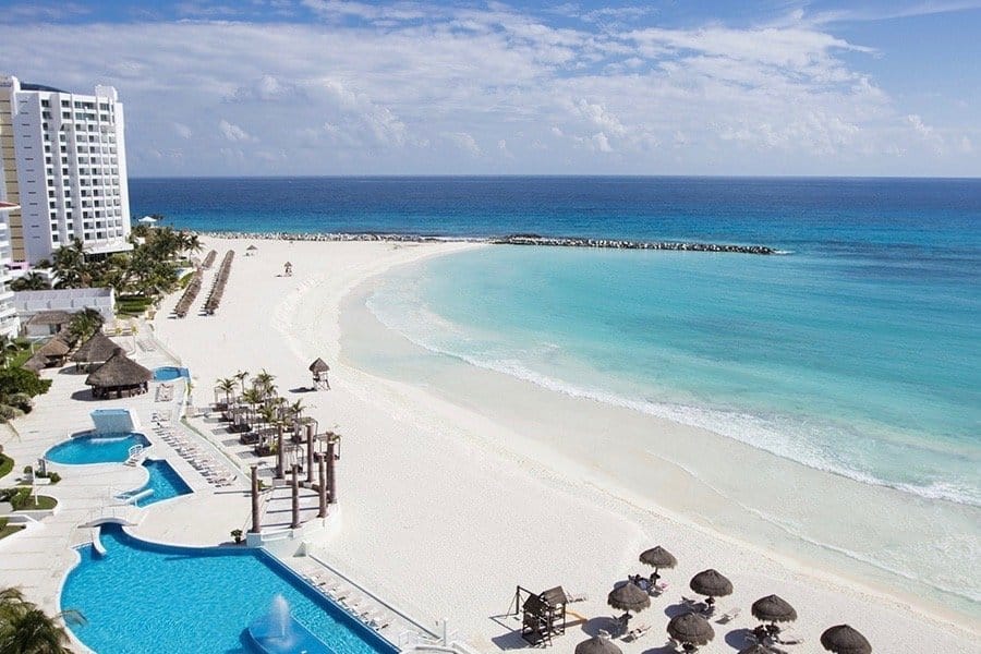 Krystal Cancun StudentEscape Packages